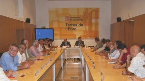 El rector de la URV, Francesc X. Grau, i el delegat del Govern, Lluís Salvadó, presideixen la constitució del Consell Promotor del PETE